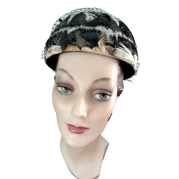 50s 60s Vintage Feather Pillbox Hat - Picture 2 of 5
